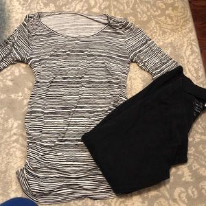 Maternity shirt and black leggings set
